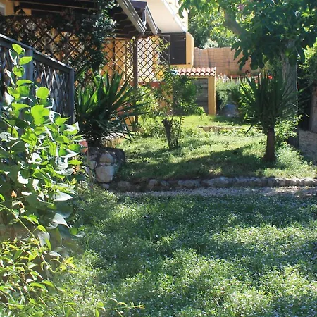 Guest house S'alzolitta 2*